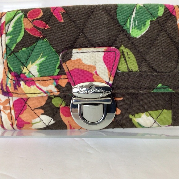 Vera Bradley ID, Coin, Key Ring Wallet - Picture 6 of 6